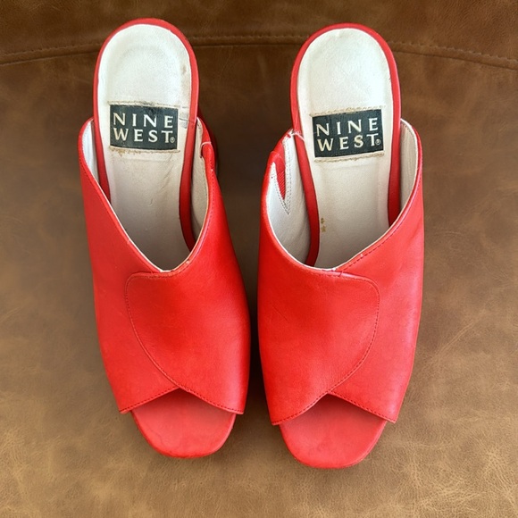 Nine West platform heels - Picture 3 of 5